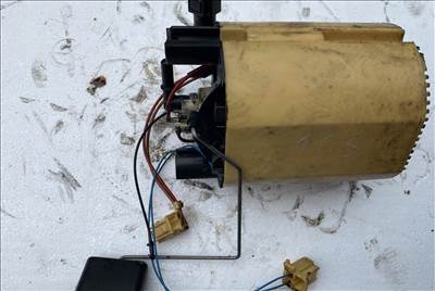 BMW 3-as sorozat E90, E91, E92, E93 üzemanyag szivattyú 