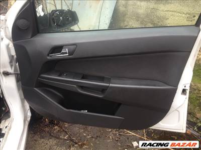 Opel Astra H ajtókárpit garnitúra félbőr