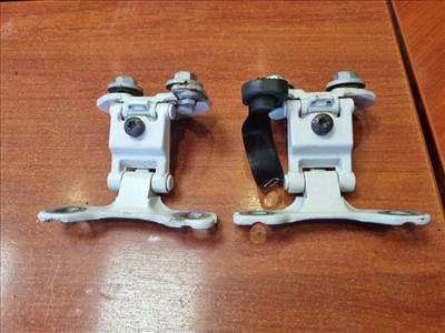 BMW 1 (E81) csomagtérajtó zsanérpár