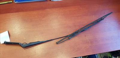 Opel Vectra B bal első ablaktörlő kar 90504177