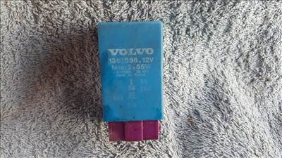 Volvo 1362886 700 900 világítás relé