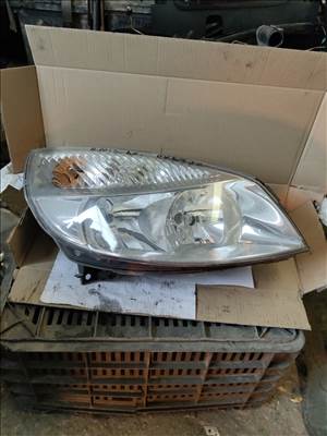 Renault Scénic II Jobb fényszóró 