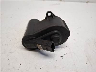 Audi Q3 bal hátsó kézifék motor