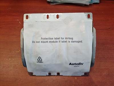 Volvo S40 II, Volvo V50 utasoldali műszerfal légzsák