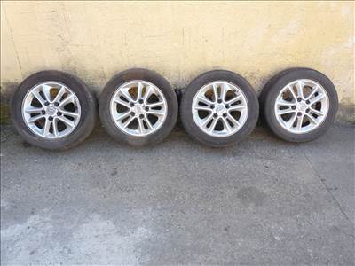  15" használt alufelni, rajta 195/55 használt gumi Hyundai i30