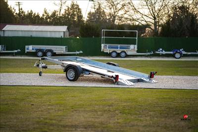 Új autószállító utánfutó (350x180cm - 1800kg) akciósan most bruttó 1.269.000 Ft