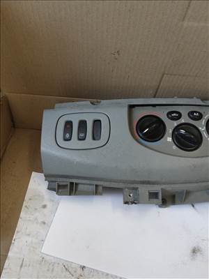 Renault Trafic II Hátsó ablakfűtés kapcsoló