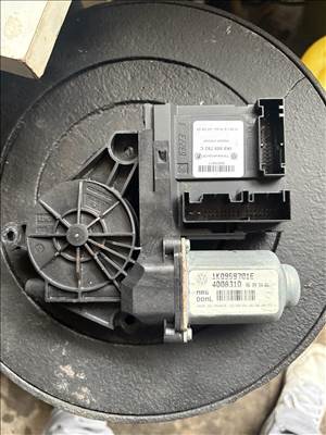 Volkswagen Golf V 1K0959701E Bal első ablakemelő motor 1k0959793c