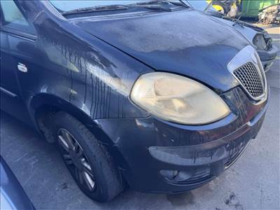 Lancia Musa lökhárító homlokfal sárvédő lámpa motorháztető 