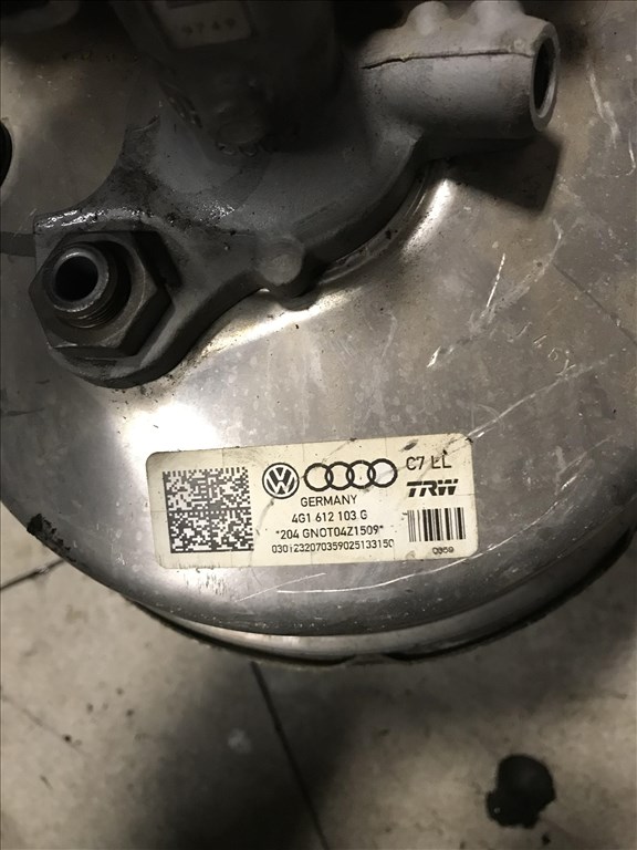 Audi A6 (C7 - 4G) 3,0 V6 TDI - devander 4g1612105g 2. kép