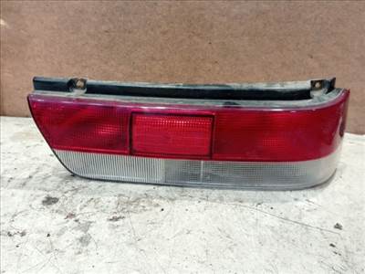 Suzuki Swift II Jobb Hátsó Lámpa *142122*