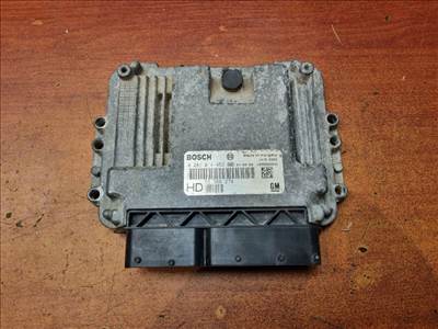 OPEL ASTRA H Motorvezérlő