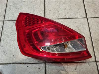 Ford Fiesta VII bal hátsó lámpa