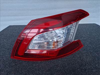 PEUGEOT 308 II jobb hátsó lámpa 