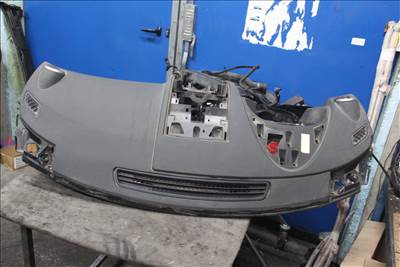 Nissan Qashqai (J10) műszerfal párna