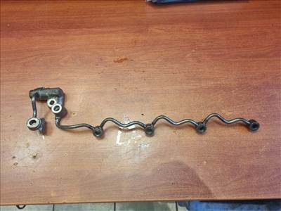 Toyota Avensis T27 nagynyomású üzemanyagcső (motorkód: 1AD)