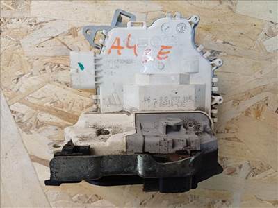 Audi A4 B8 (2008-2015) Bal Első Ajtó Központizár 