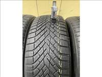  235/5519" újszerű Pirelli téli gumi gumi
