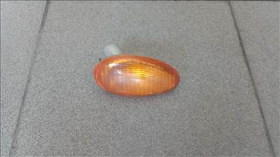 Vespa et jobb első index 