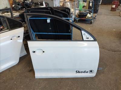 Skoda Rapid 2012-2017 jobb első ajtó üresen