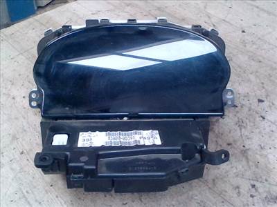 TOYOTA YARIS 99.04-05.09 Kilóméteróra