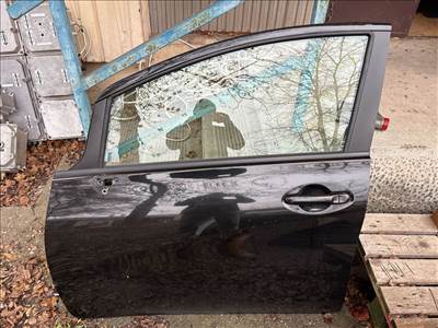  NISSAN NOTE Bal első Ajtó (Részeivel)