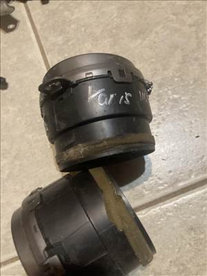 Toyota Yaris III. Műszerfal szellőző (2011-20)