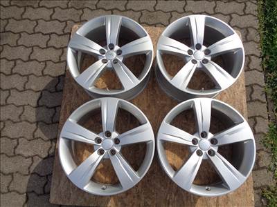 Land Rover Gyári alufelni 19-es, 5×108-as, szenzorral újszerűen eladó.