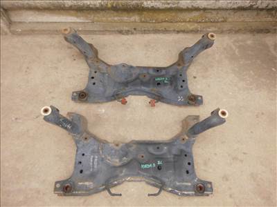 Mazda 3 (BL) bölcső 