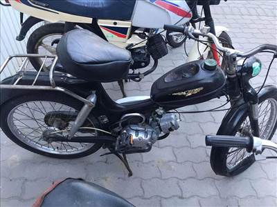 PUCH MS 50  OLDTIMER KISMOTOR,MOTORGYŰJTEMÉNYBŐL ELADÓ