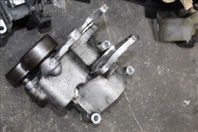 Kia Cee'd (ED) 2.0 CRDi Generátor tartó bak