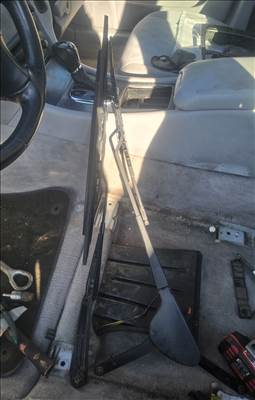 Mercedes C 220 W203 Ablaktörlő kar pár 