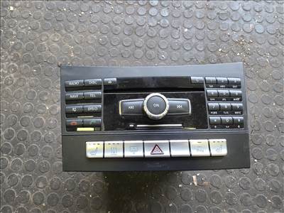 Mercedes CLS-osztály W218 CLS 218 rádió  a2189003902