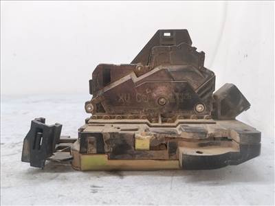 FORD FOCUS (DFW) 1.6 16V Jobb hátsó Ajtózár #44062# 2S4AA26412BB