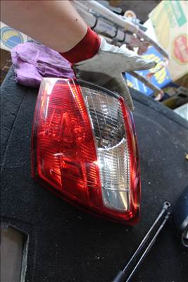 Nissan Qashqai (J11) jobb hátsó lámpa 