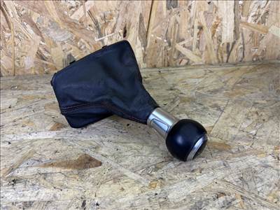 Audi A4 (B6/B7) váltógomb, váltószoknya 