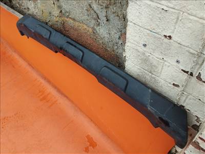 Suzuki SX4 S-cross alsó koptató (H.10.126K)