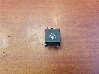 DS DS 7 Sávtartó Kapcsoló