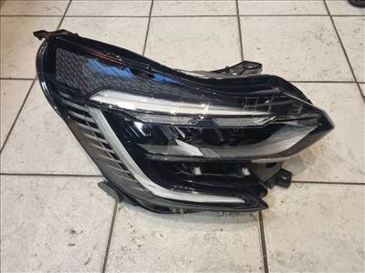 RENAULT CAPTUR II Jobb Fényszóró