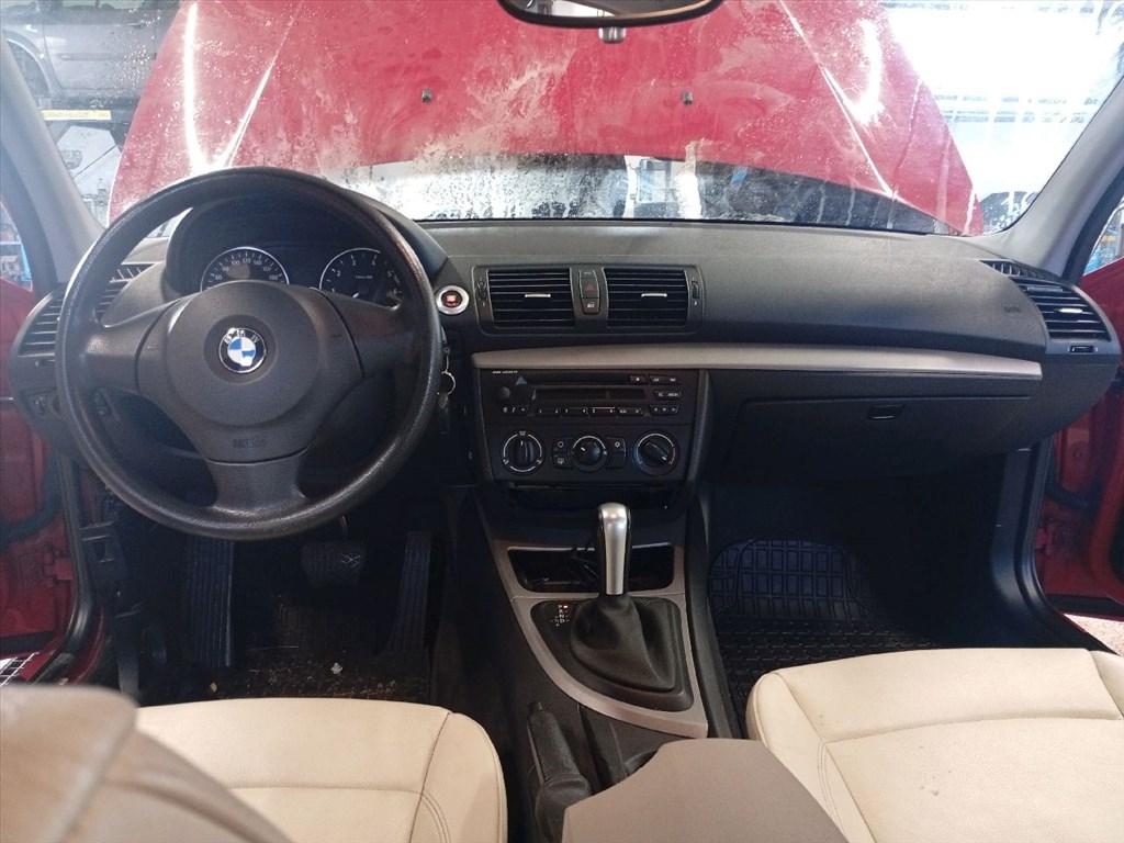 BMW 1 (E87) 118i - Bontódik! 18. kép