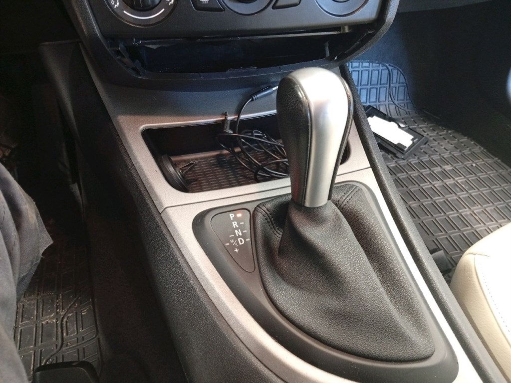 BMW 1 (E87) 118i - Bontódik! 21. kép
