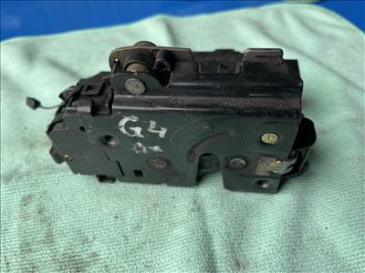 Volkswagen Golf IV ajtózár 