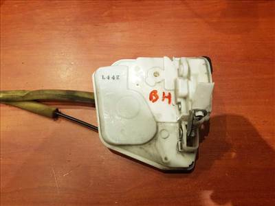 Mazda 6 kombi bal hátsó ajtózár (2012-től) GHP973310