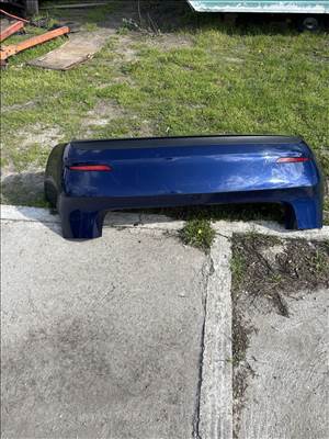 Tesla model 3 hátsó lökhárító 