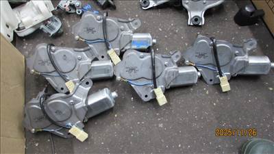 Mazda 5 (CR) hátsó ablaktörlő motor C235-67450