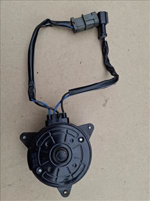Nissan juke f15 , 1,2-es  hűtőventilátor   motor 