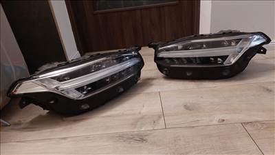 Volvo xc90 led fényszóró eladó.