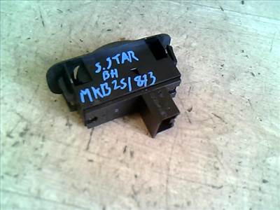 MITSUBISHI Space Star 2000.09.01-2004.12.03 Ablakemelő kapcsoló pozíció független