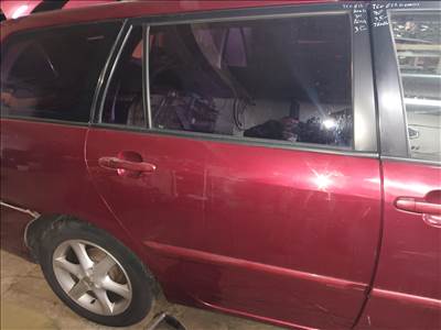 Toyota Corolla E12J KOMBI jobb hátsó ajtó üresen