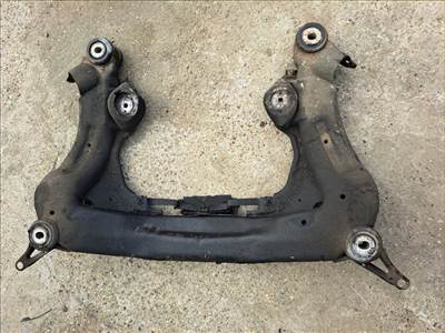 Audi A6 C5 (1998-2004)  2.5Tdi V6 Diesel Első Bölcső